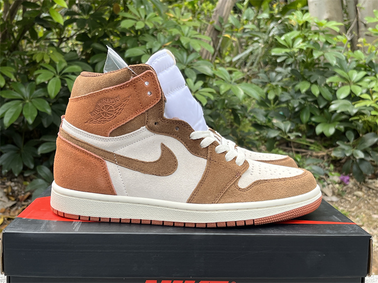 Air Jordan 1 High OG WMNS “Dusted Clay”