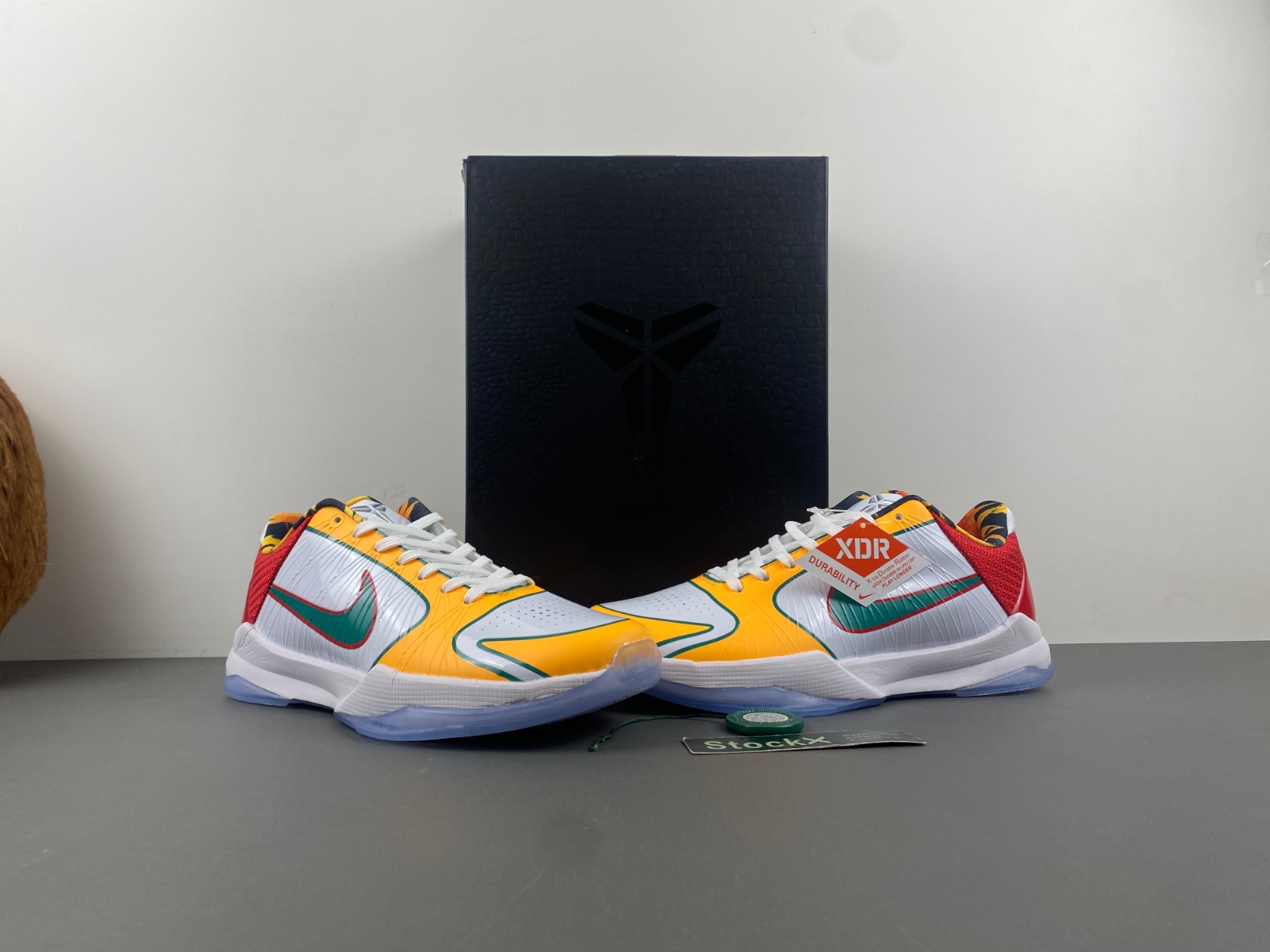 ZOOM KOBE 5 PROTRO 'CHAOS' (Yellow, Green and Orange)