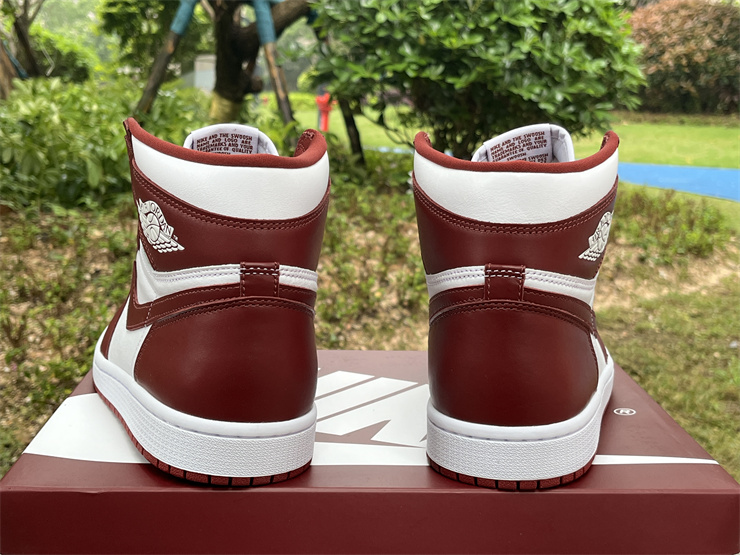 Air Jordan 1 High OG “Team Red”