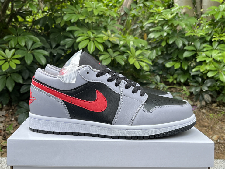 Air Jordan 1 Low  FZ4183-002