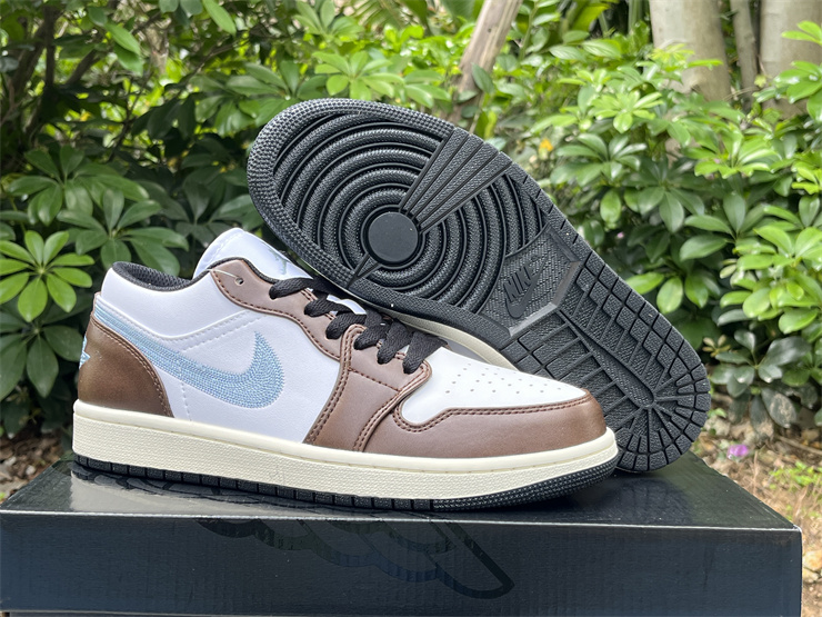 Air Jordan 1 Low  FQ7832-142