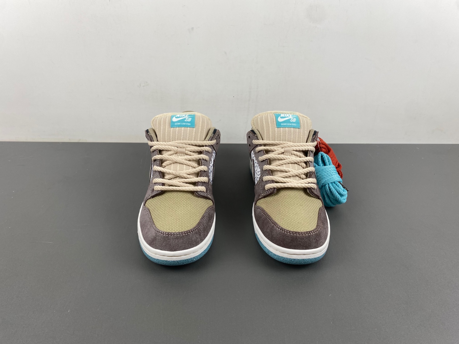 Nike SB Dunk Low “Big Money Savings”