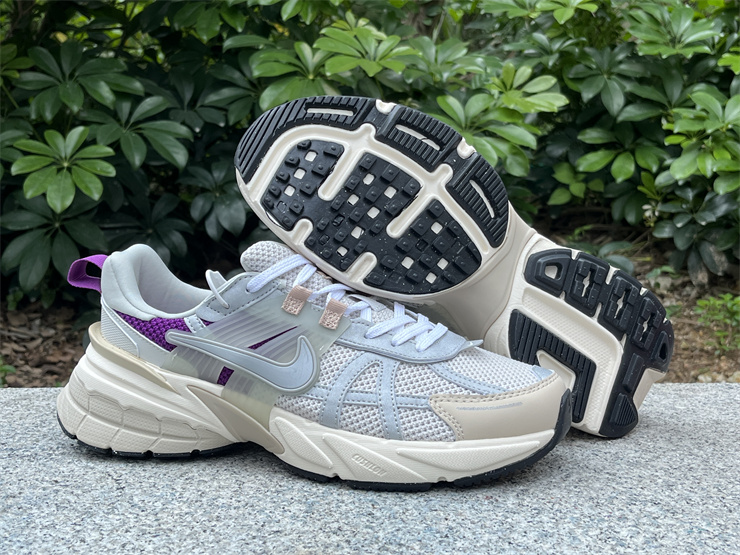 Nike V2K  HF4305-072