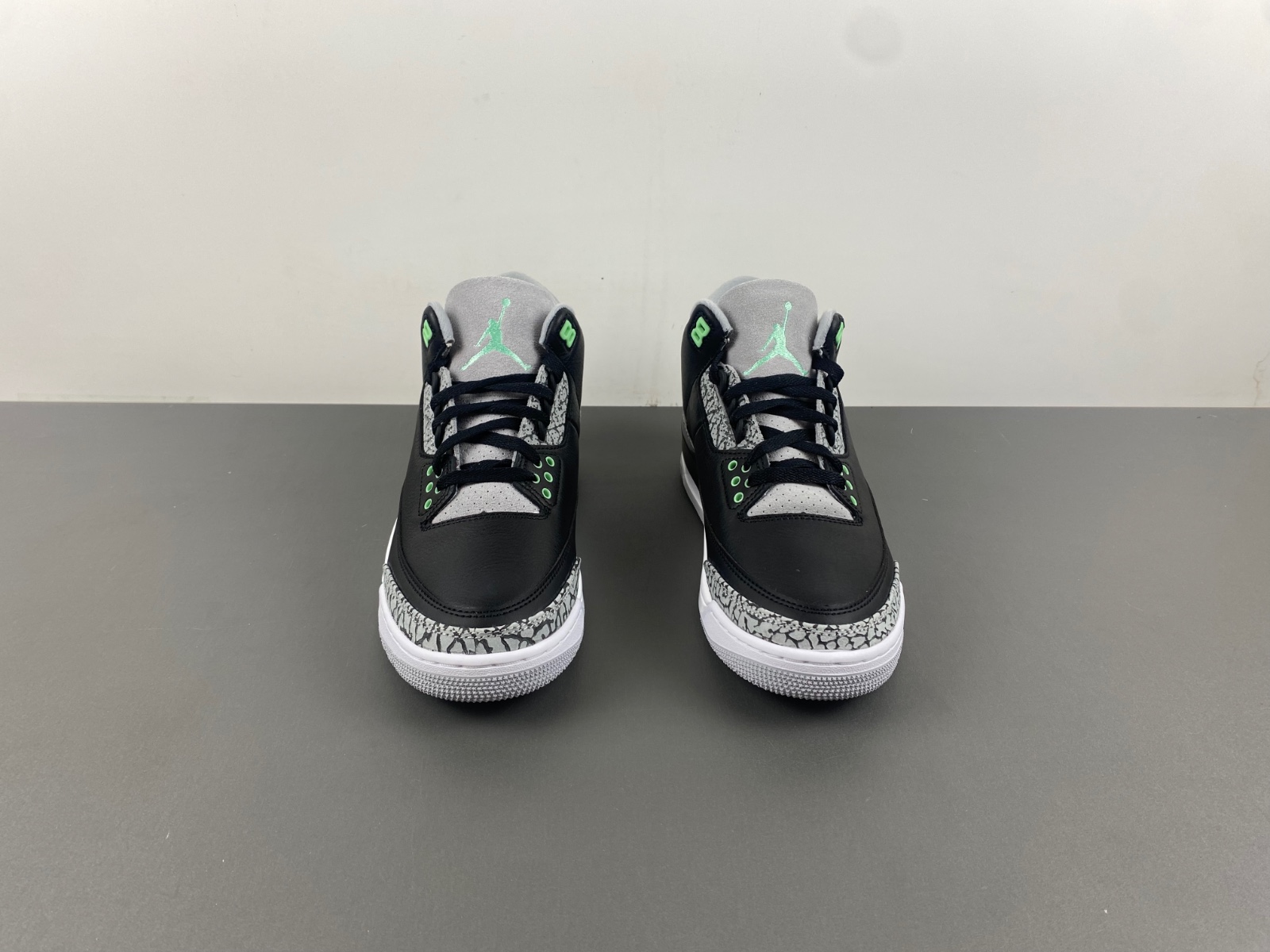 Air Jordan 3 “Green Glow”