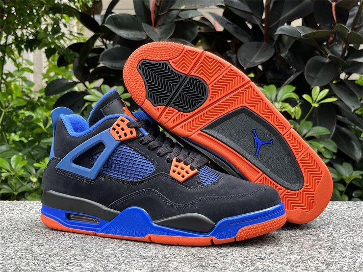 Air Jordan 4 Retro Cavs