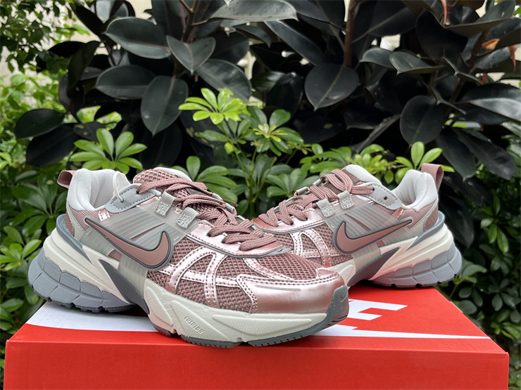 Nike V2K  FD0736-200