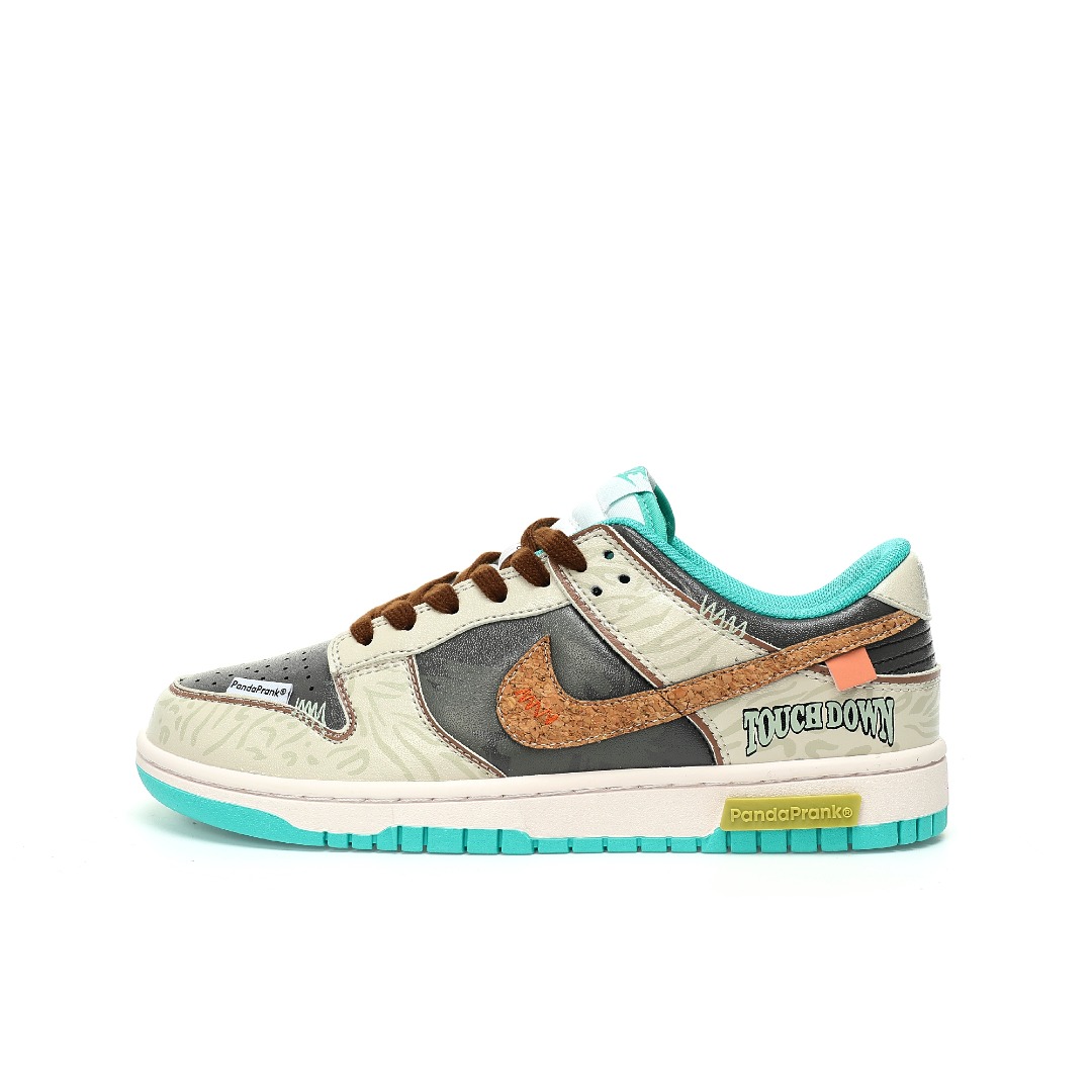 Nike SB Dunk Low