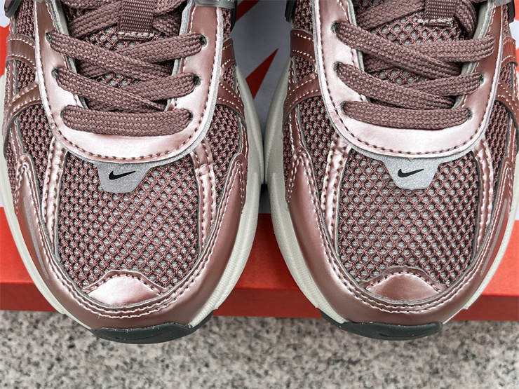 Nike V2K  FD0736-200