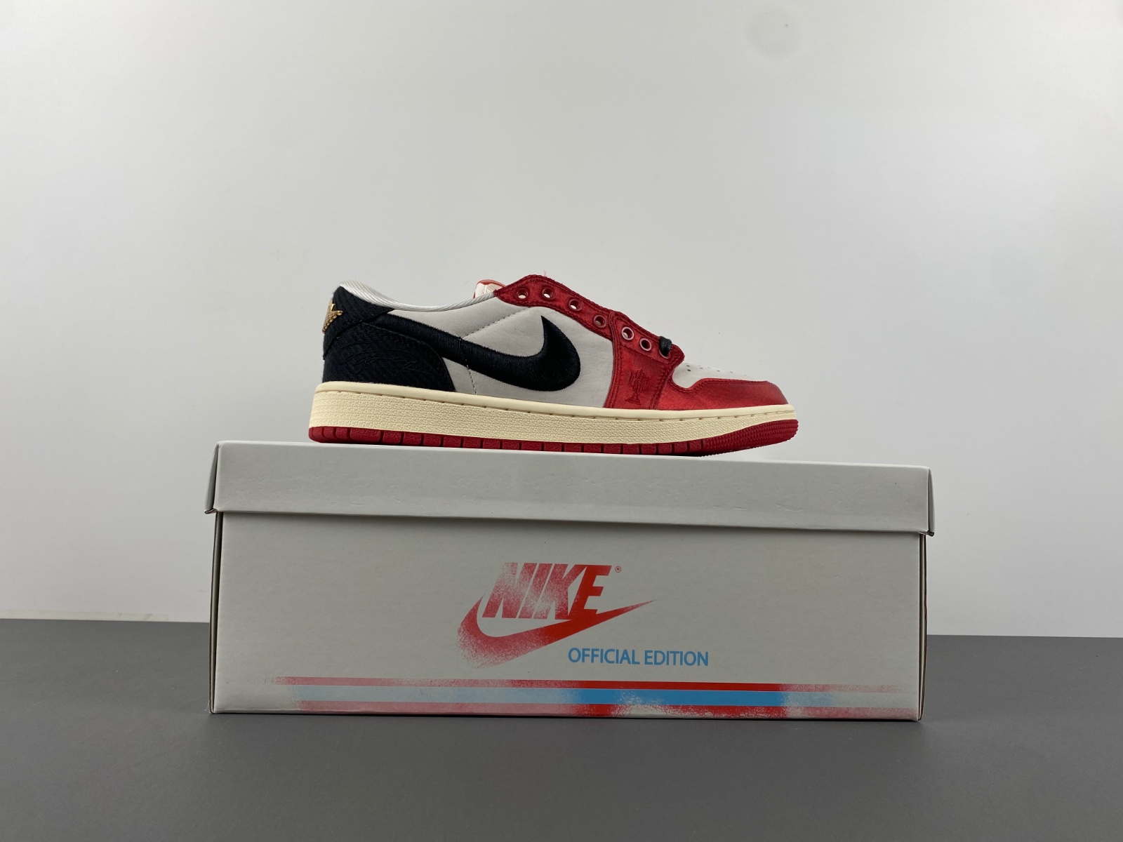 Trophy Room x Air Jordan 1 Low OG “Home