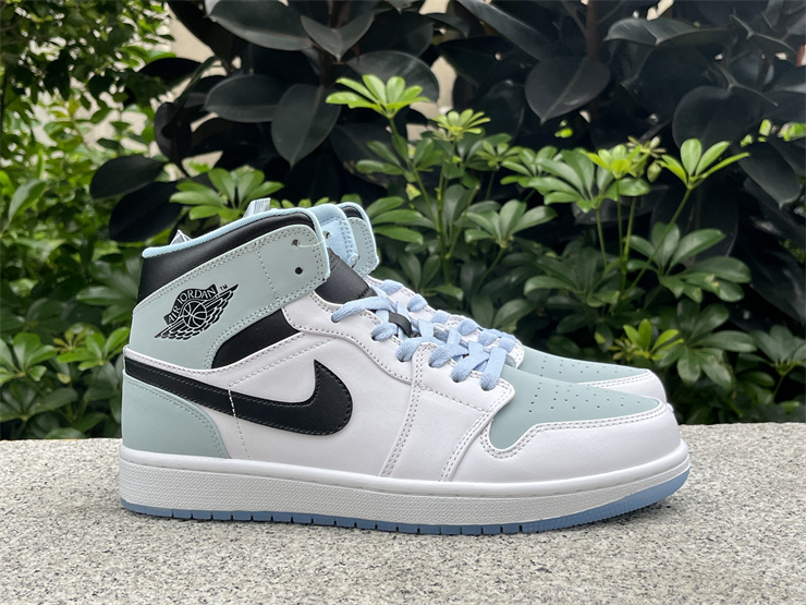 Air Jordan 1 Mid   DV1308-104