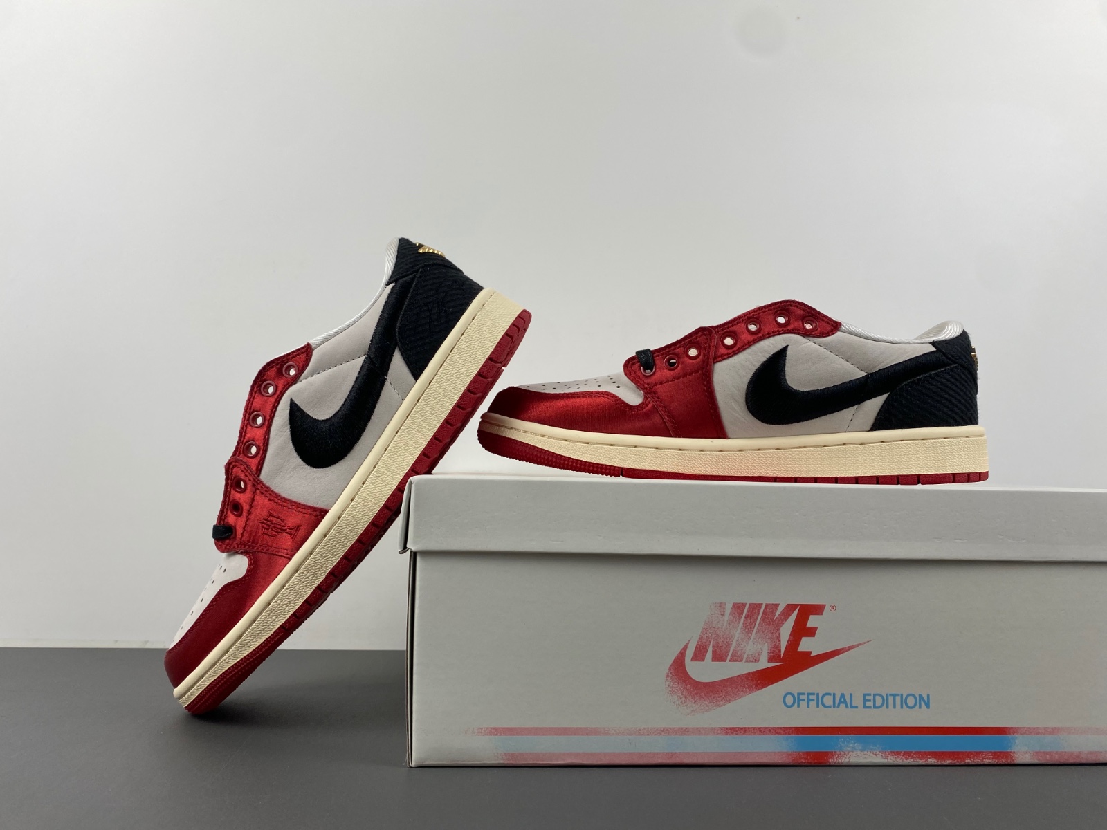 Trophy Room x Air Jordan 1 Low OG “Home