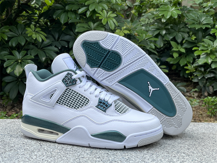 Air Jordan 4 “Oxidized Green”