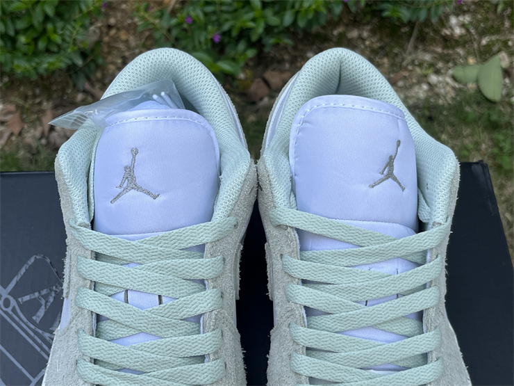 Air Jordan 1 Low  FN5214-131