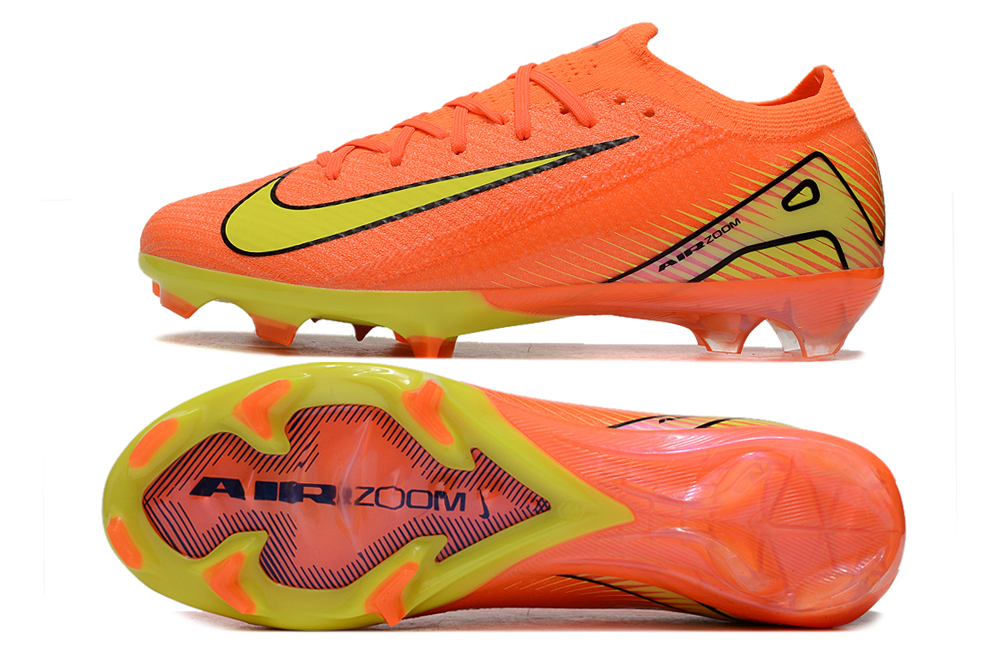 Nike Assassin 16  Nike Air Zoom Mercurial Vapor XV Elite