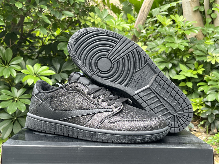 Travis Scott x Air Jordan 1 Low DM7866-282
