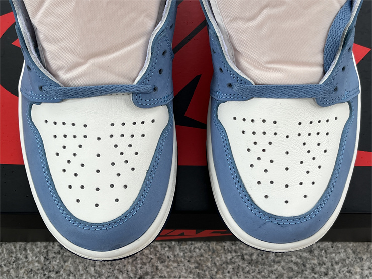 Air Jordan 1 High OG“First in Flight”