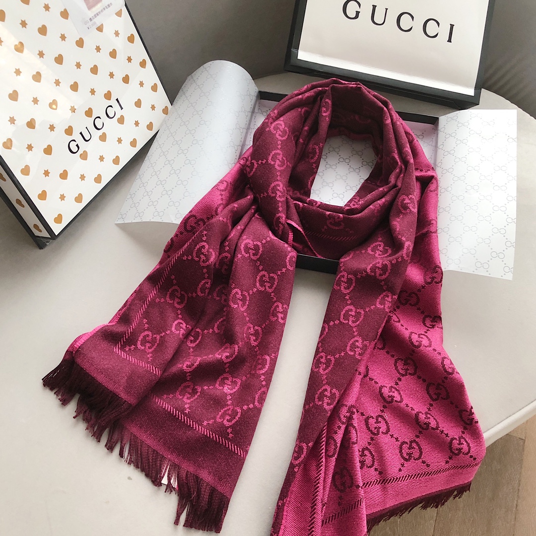 Scarves (180 x 48 cm)