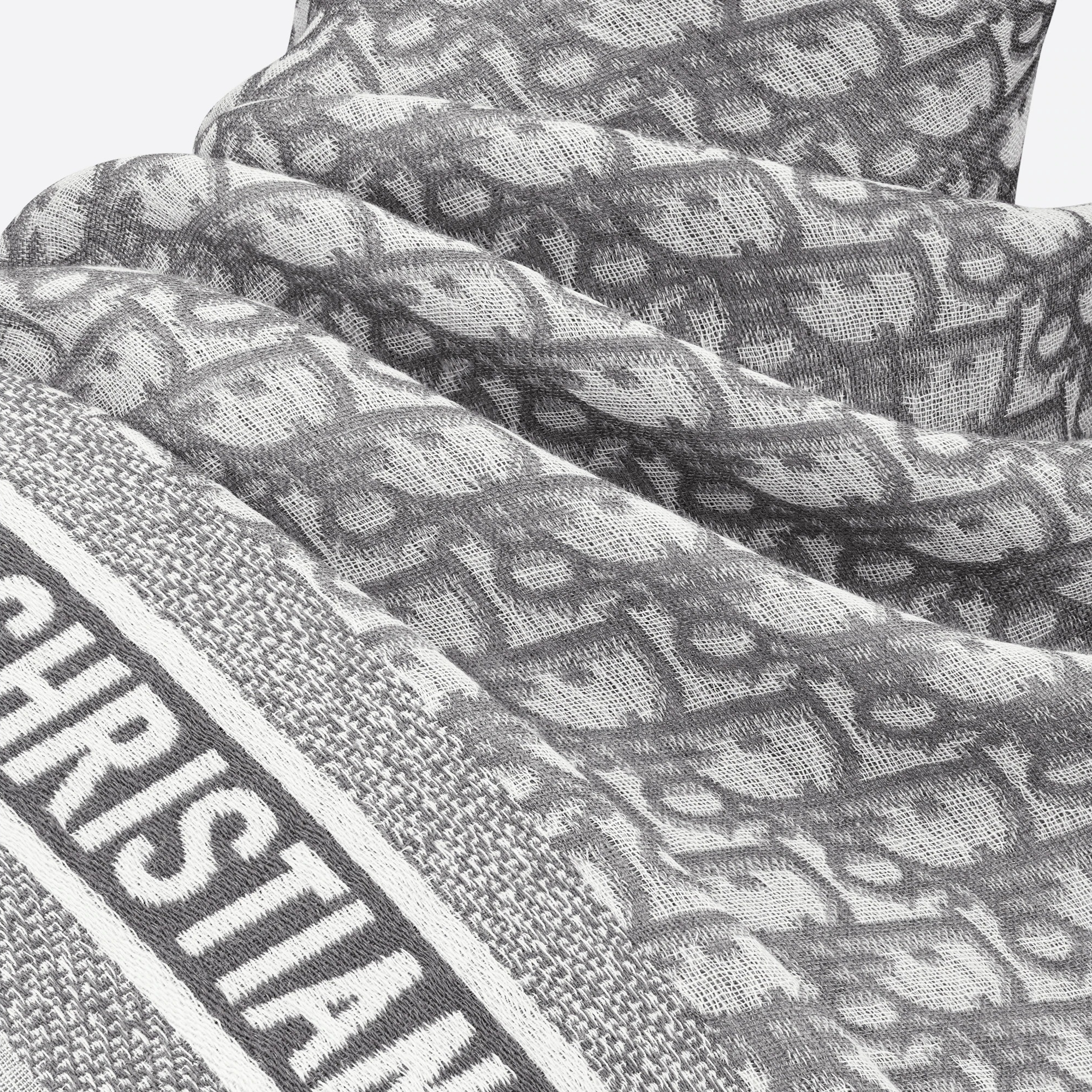 Scarves (140 x 140 cm)