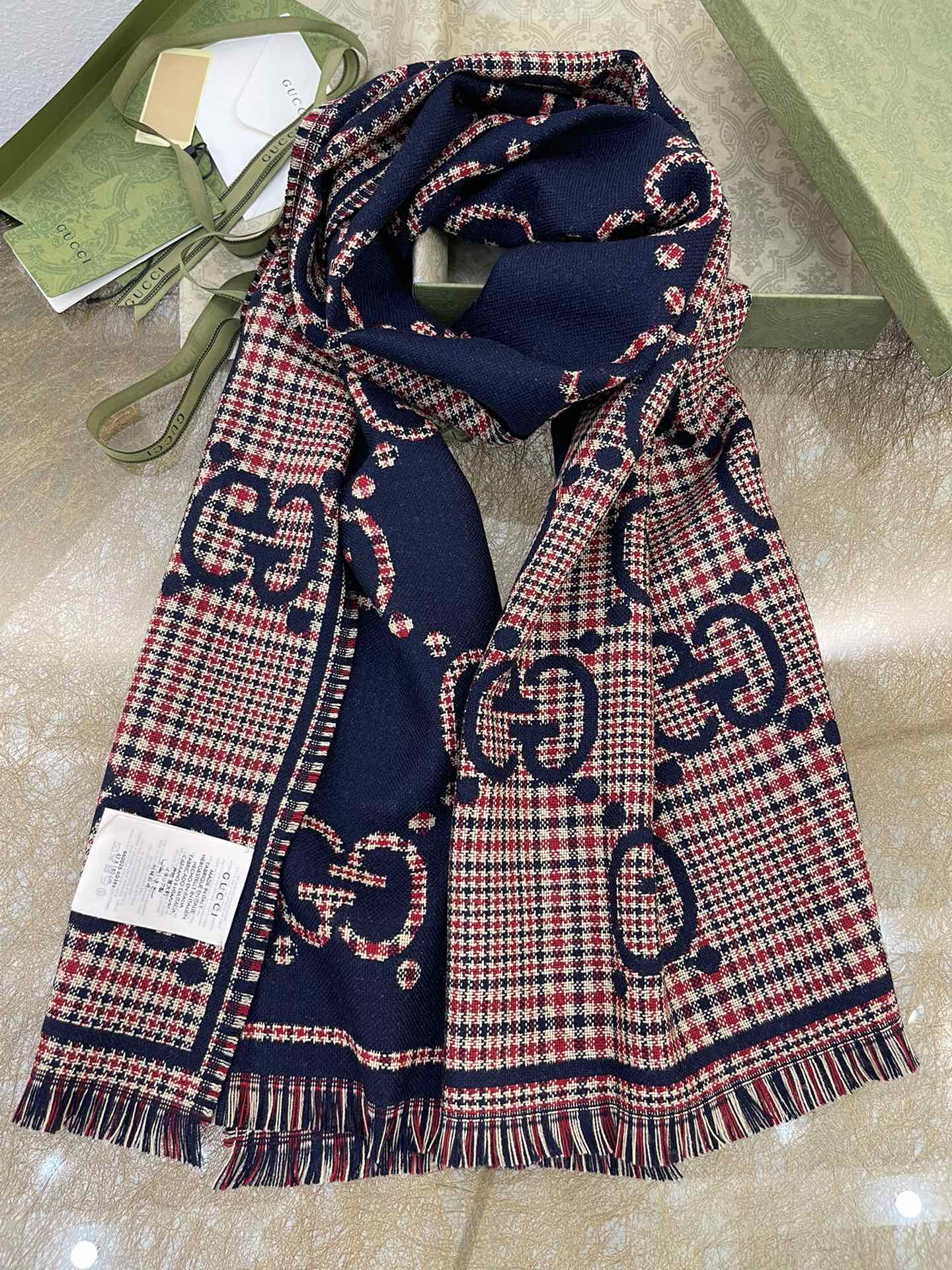 Scarves (180 x 47 cm)