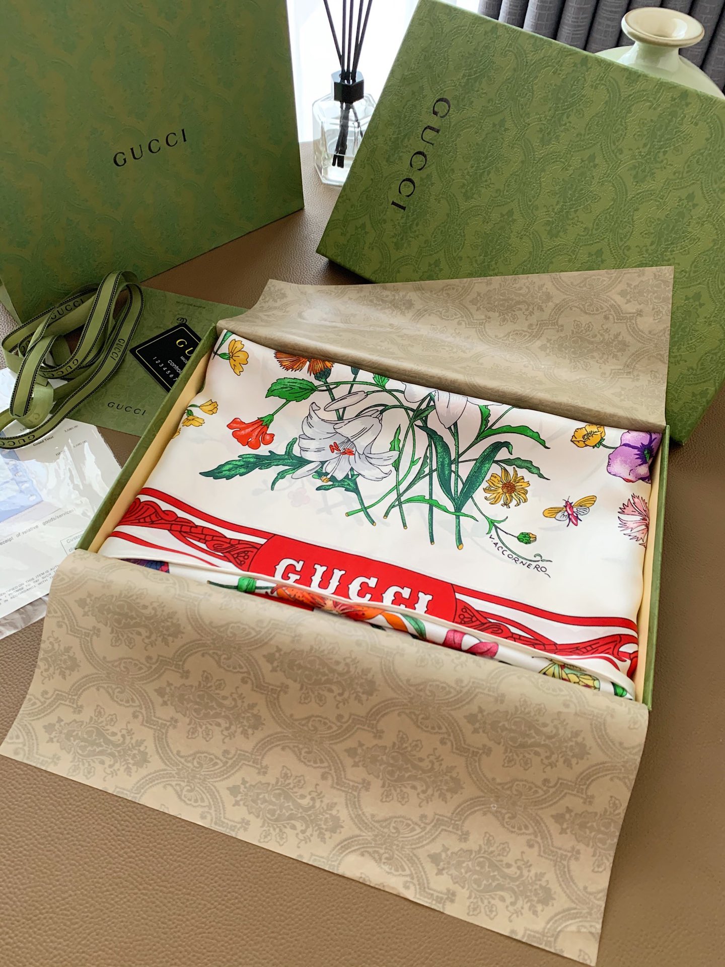 Scarves (90 x 90 cm)