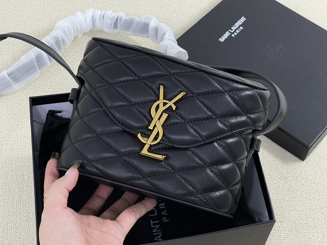 BAG（19 X 15 X 8 CM）