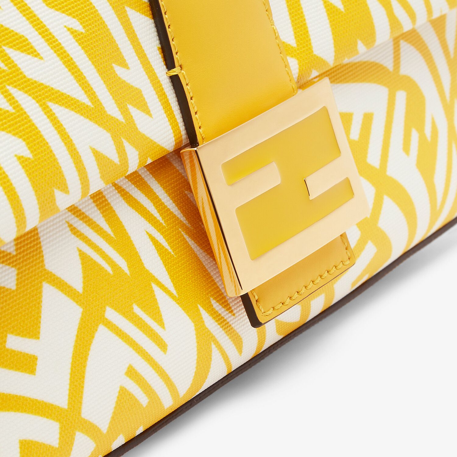 BAG（28 X 13.5 X 6 cm）