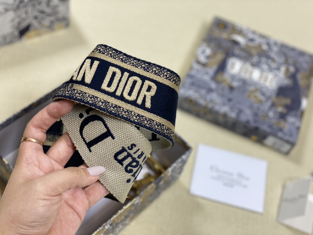 Strap（Do not adjust）