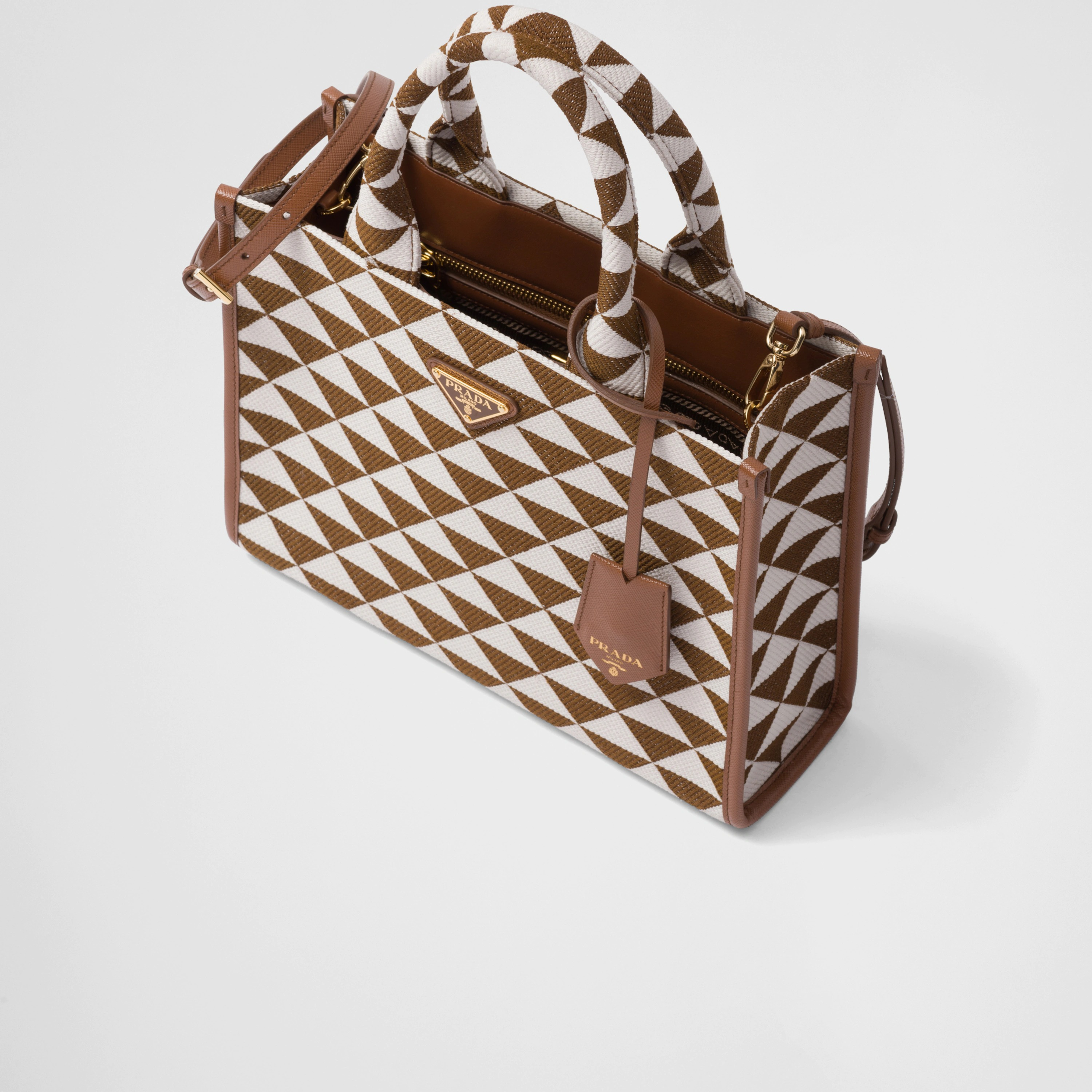 BAG（28 x 22 x 9 CM）