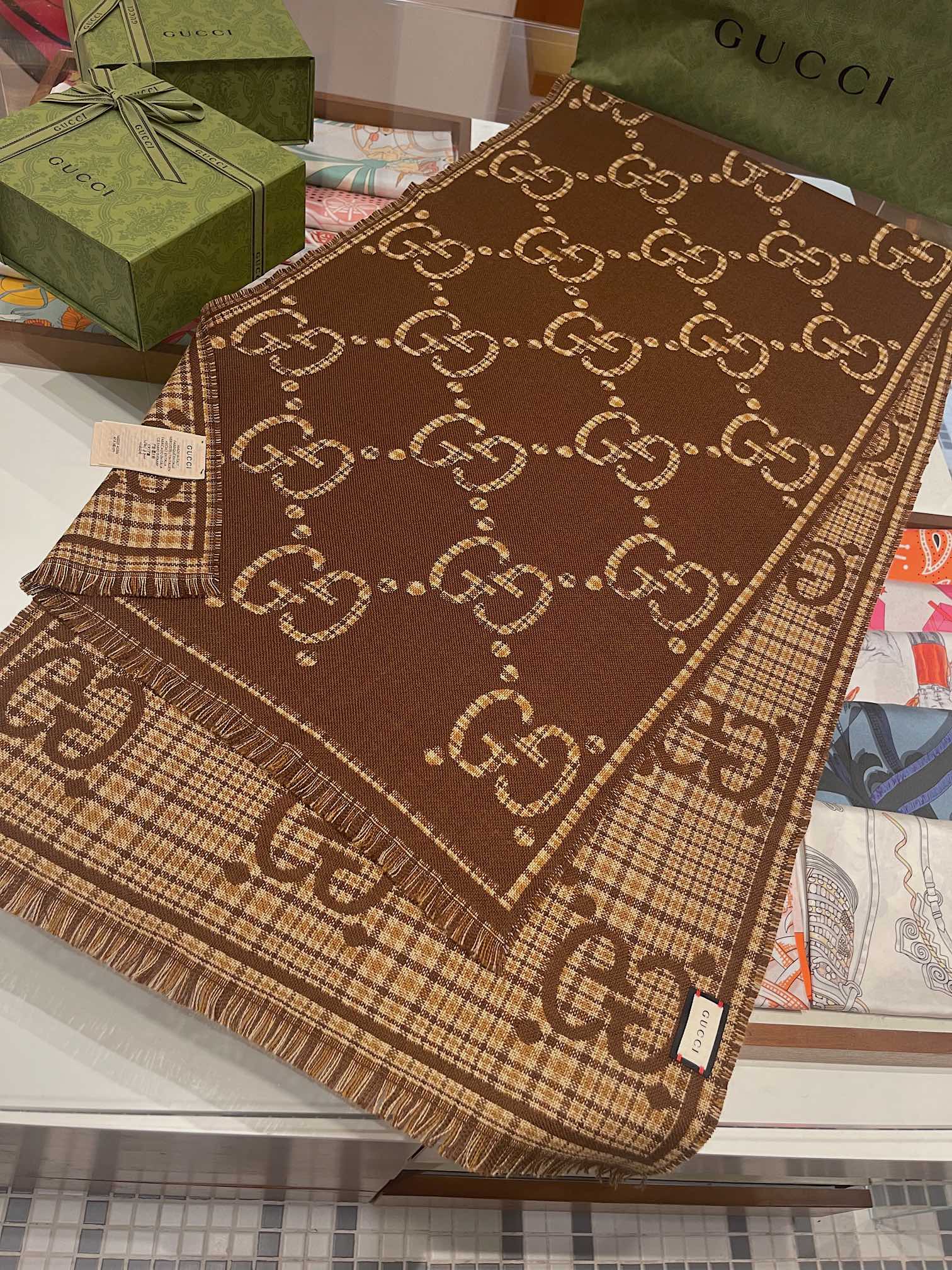 Scarves (180 x 47 cm)