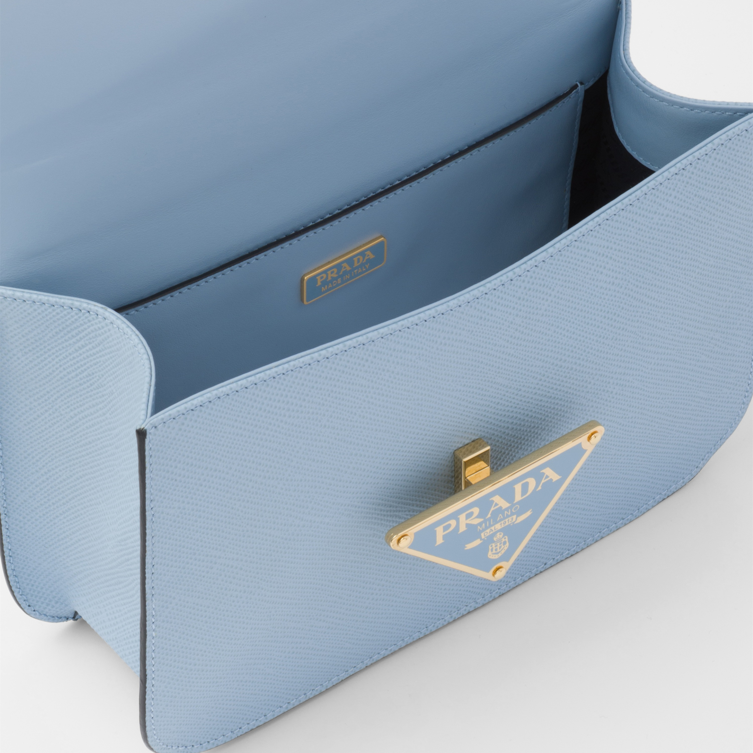 BAG（22 x 15 x 6 CM）