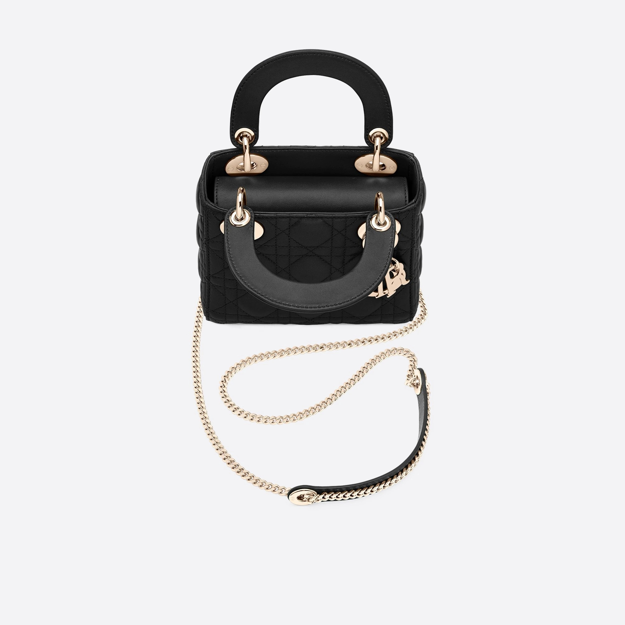 BAG（17 x 15 x 7  CM）