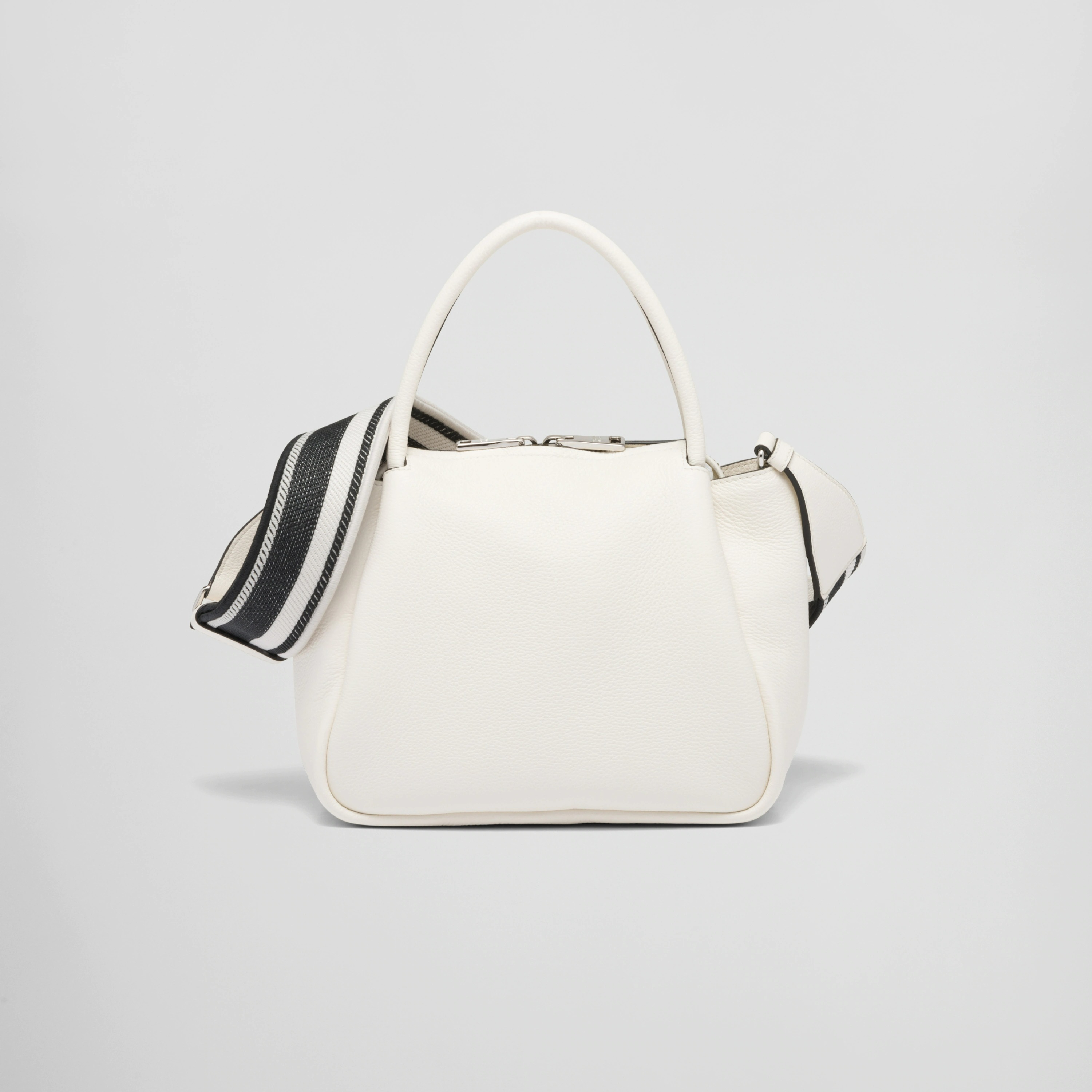 BAG（23 x 21 x 10 CM）