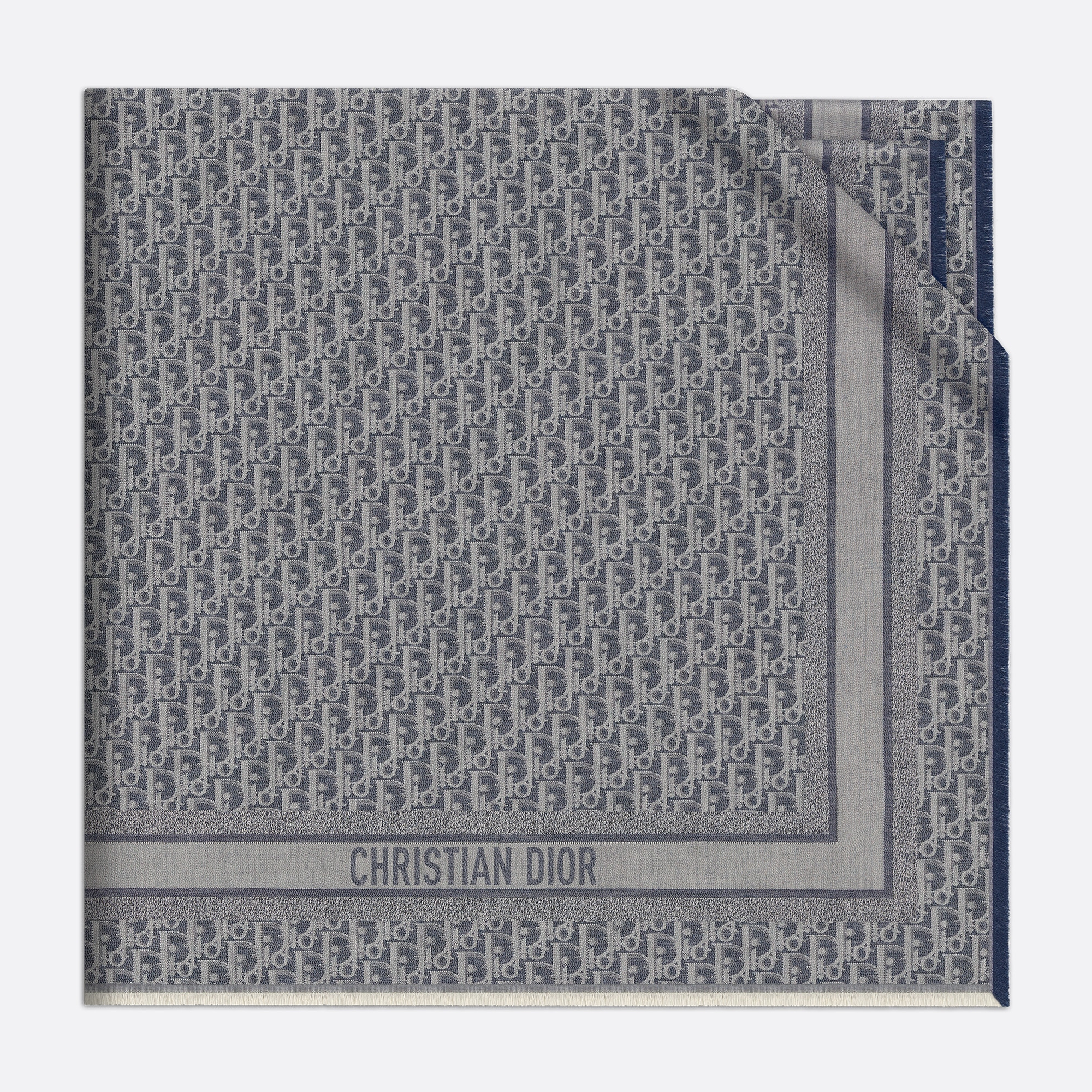 Scarves (140 x 140 cm）