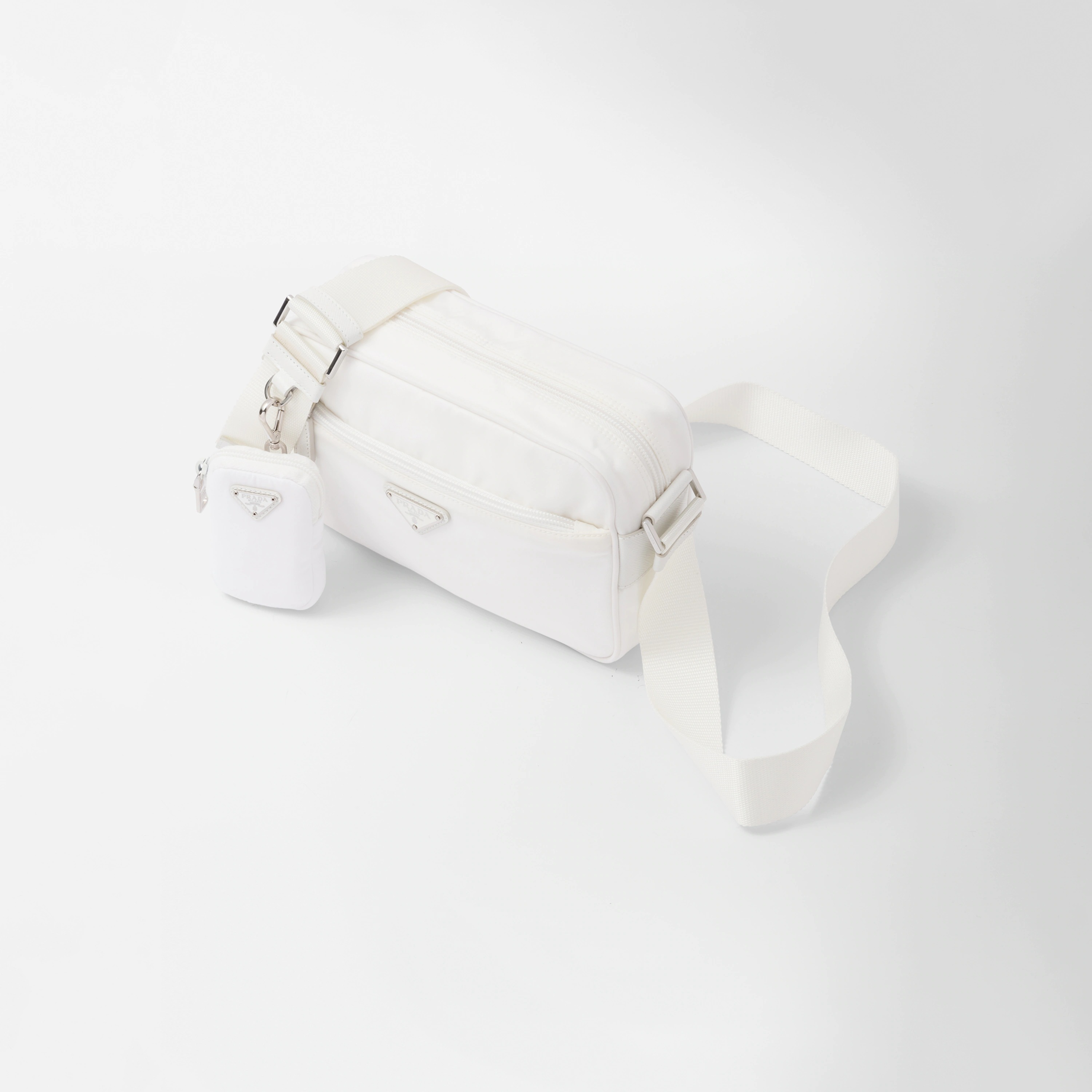 BAG（23 x 15 x 7 CM）