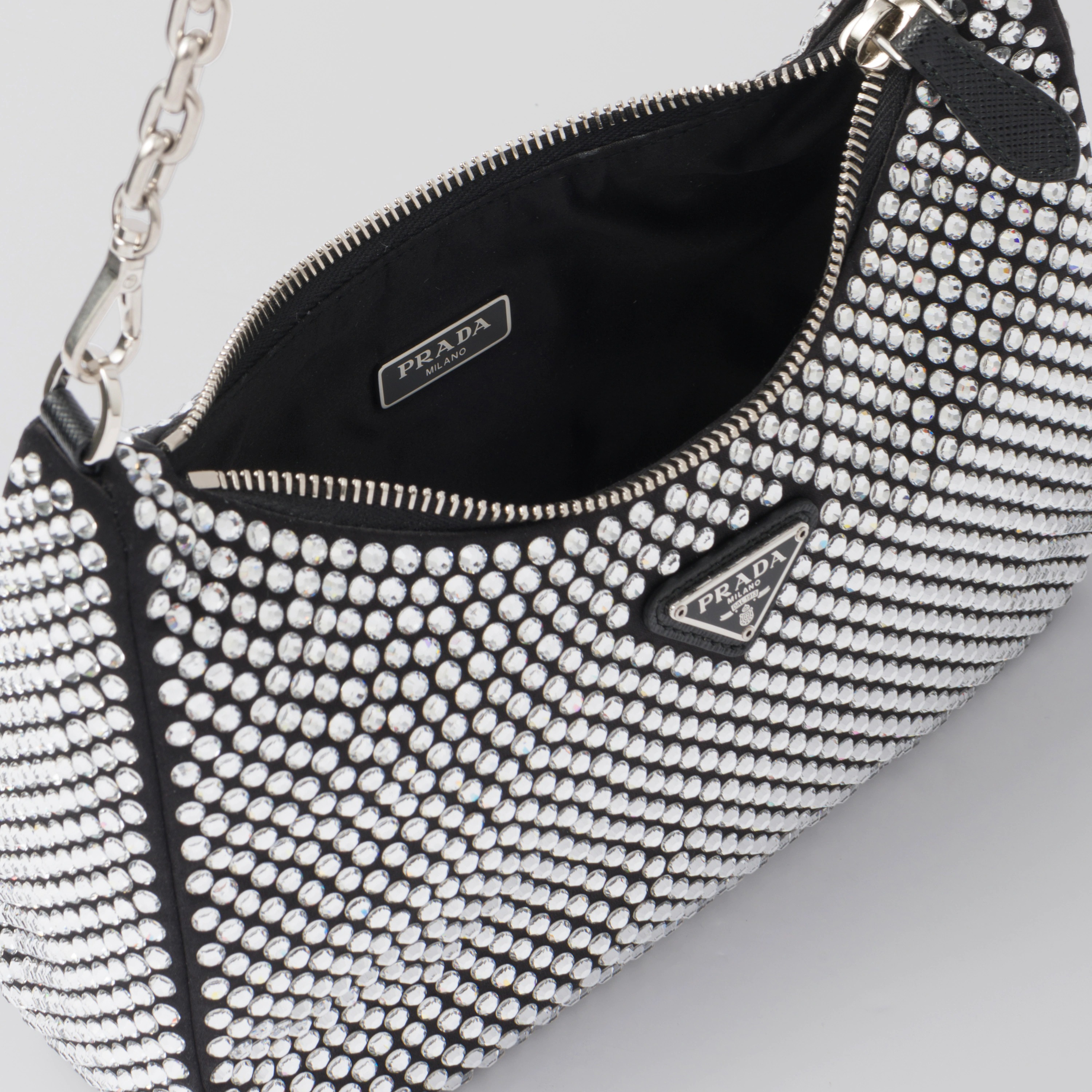 BAG（22 x 18 x 6 CM）