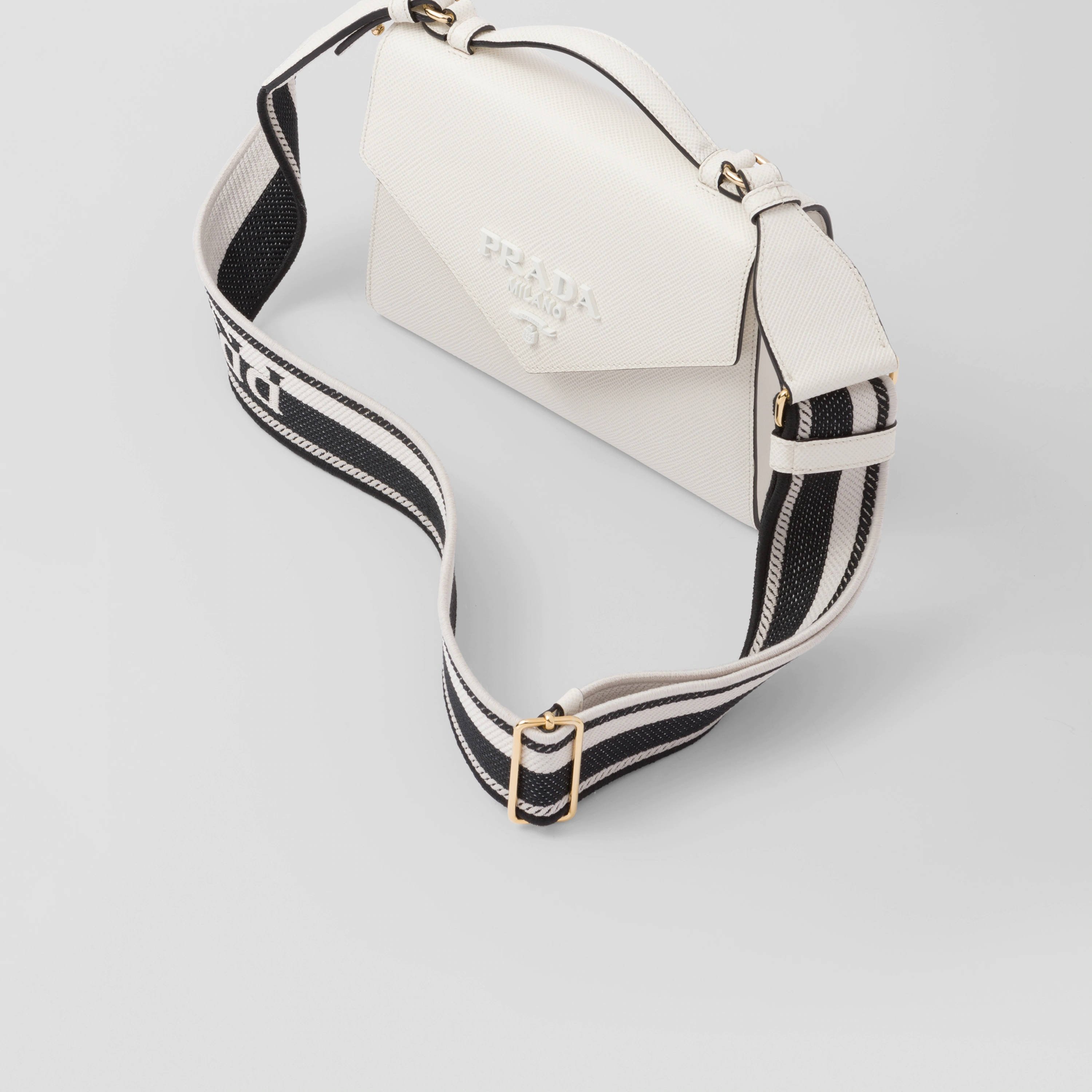 BAG（21 x 14 x 6.5 CM）