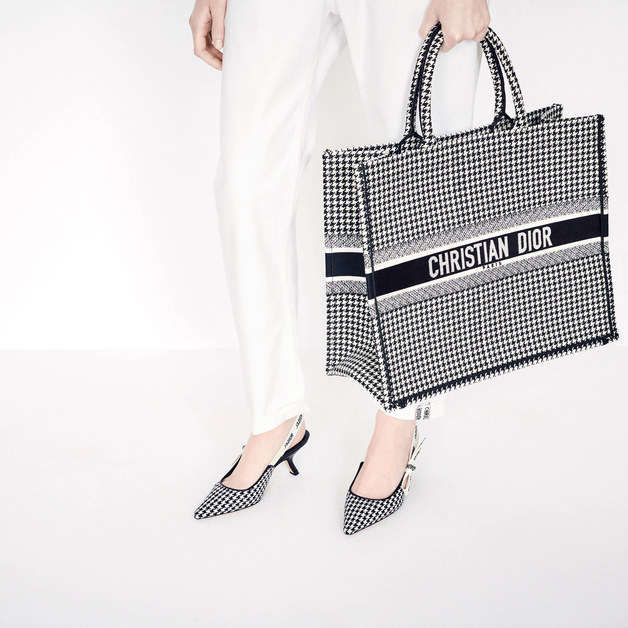 BAG（41.5 x 35 x 18 CM）