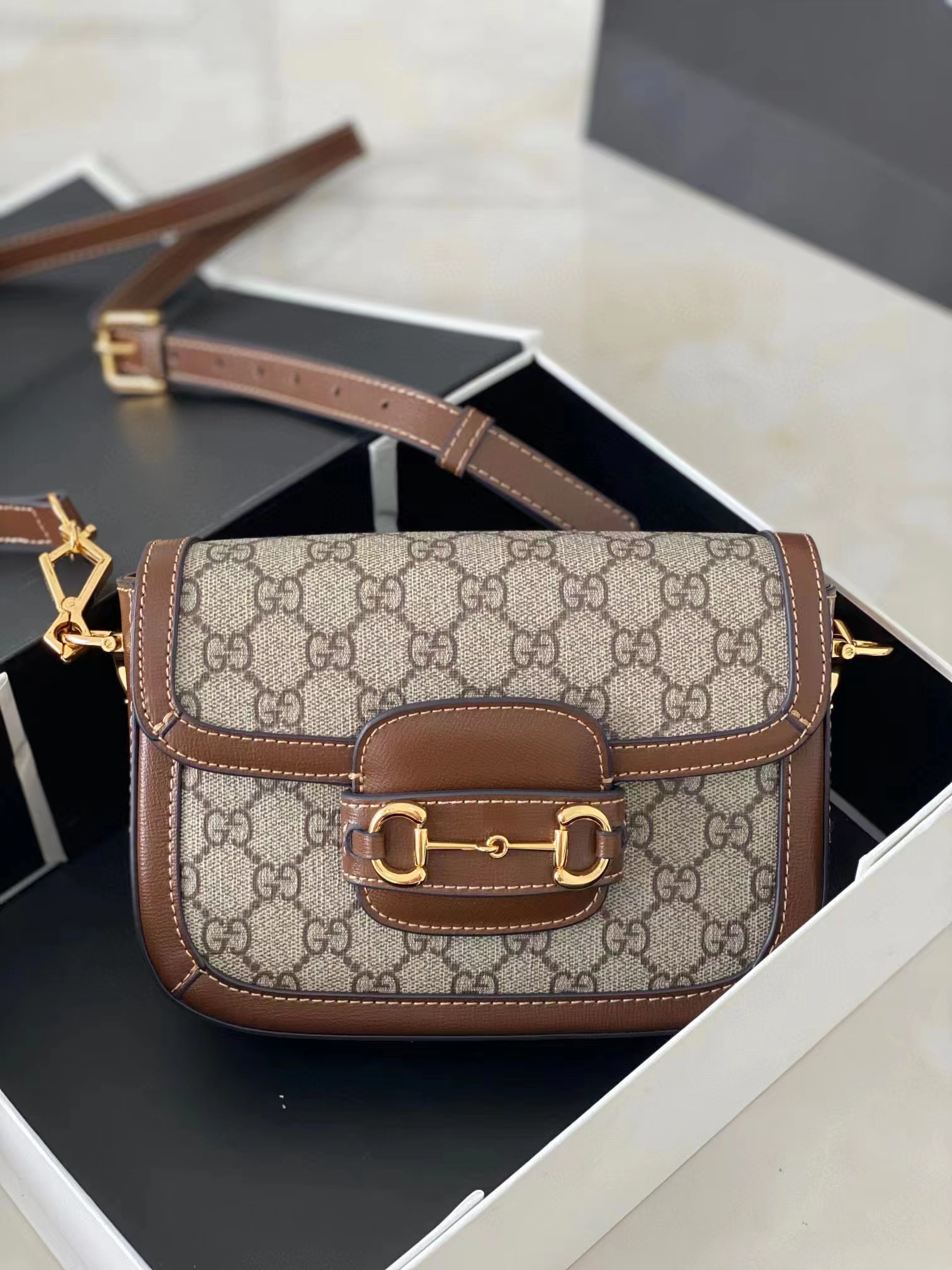 BAG（20.6 X 14.4 X 5.1 CM）