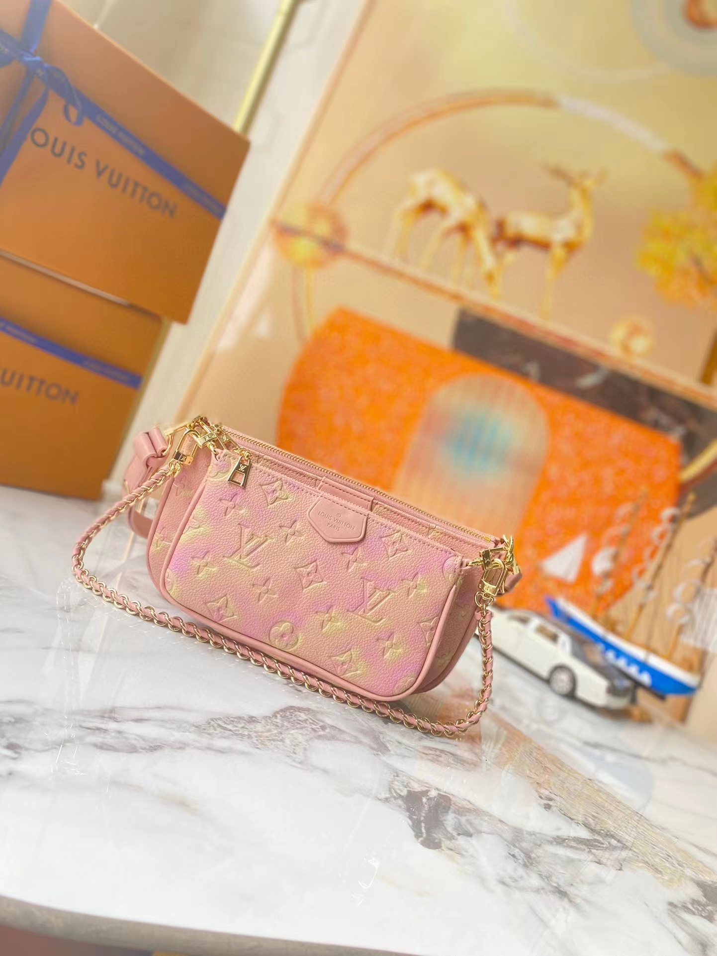 BAG (24 x 13.5 x 4  CM ）