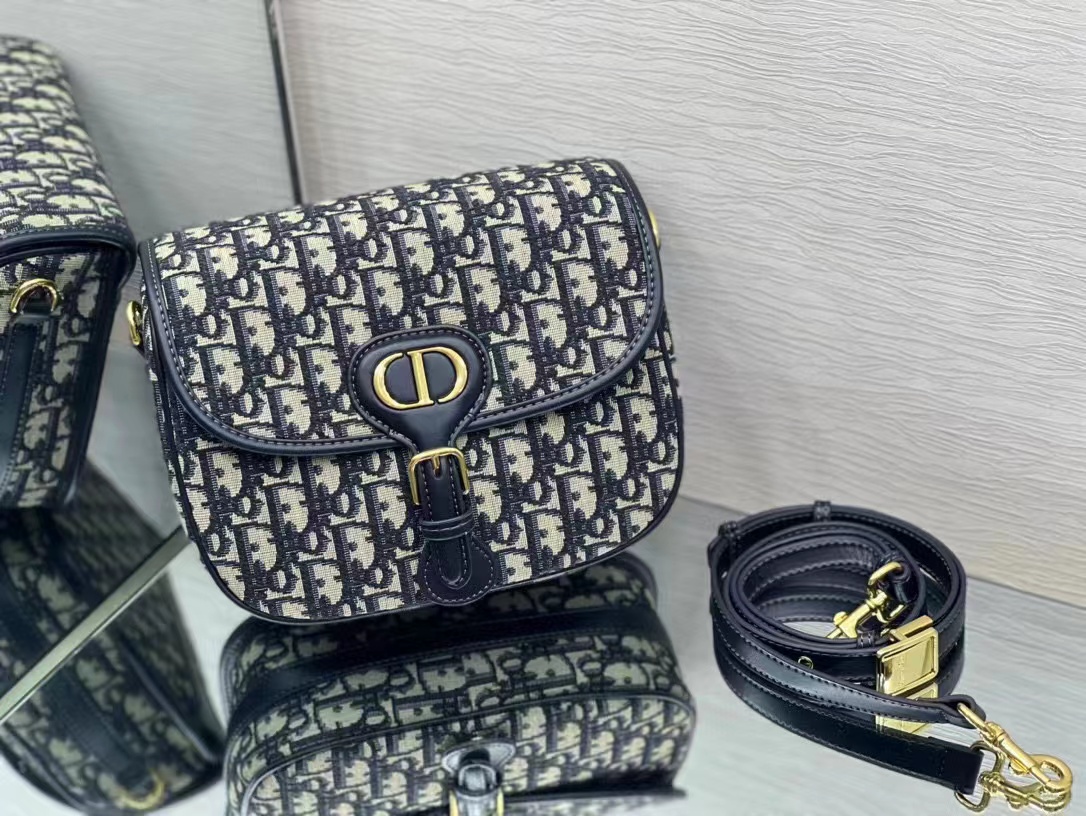 BAG（22 x 17 x 6 CM）