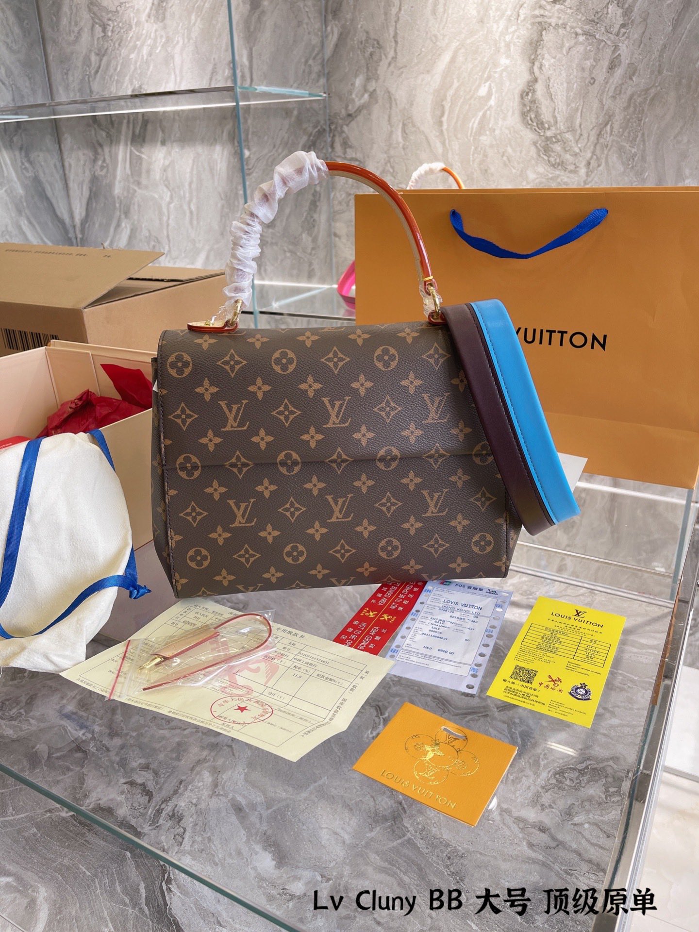 BAG (32 x 22.5 x 12 CM ）