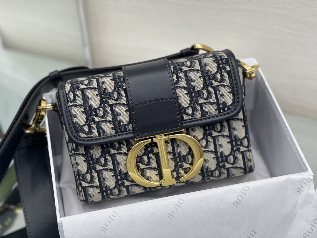 BAG（17.5 x 11.5 x 5  CM）