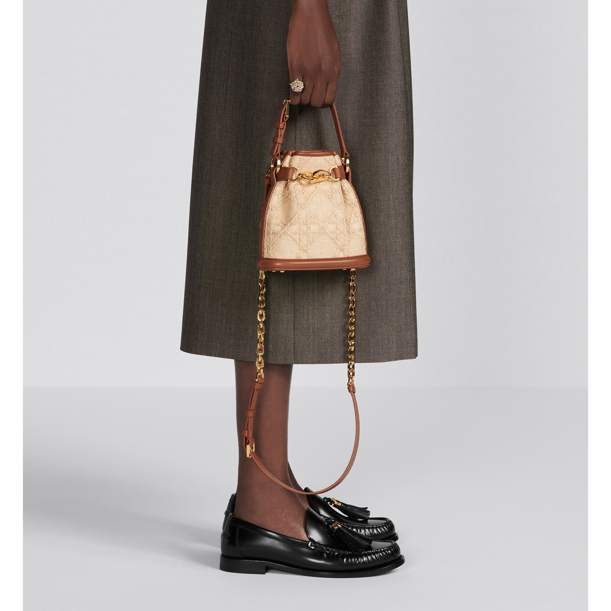 BAG（17 x 7 x 18 cm）