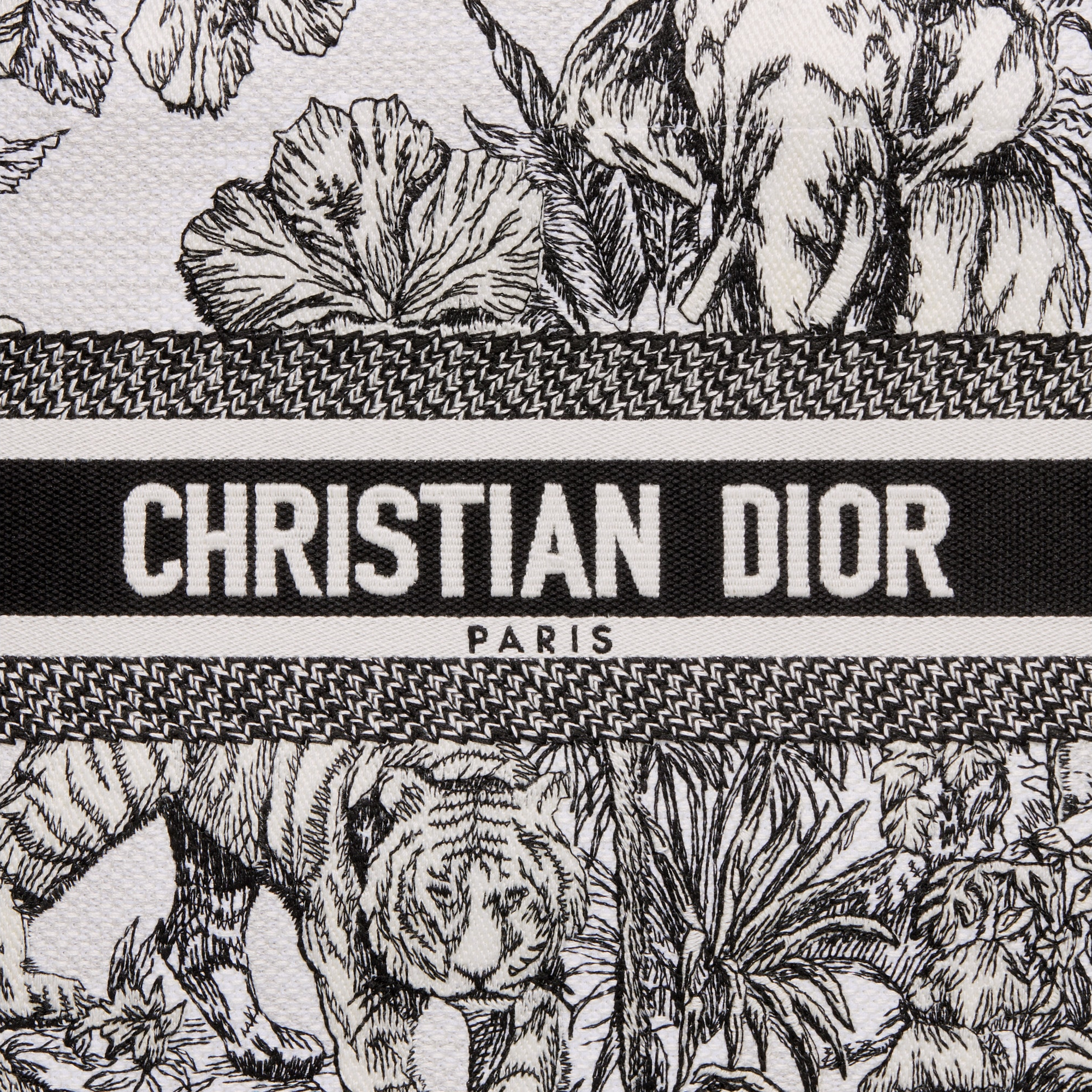 BAG（26.5 x 21 x 14 cm）