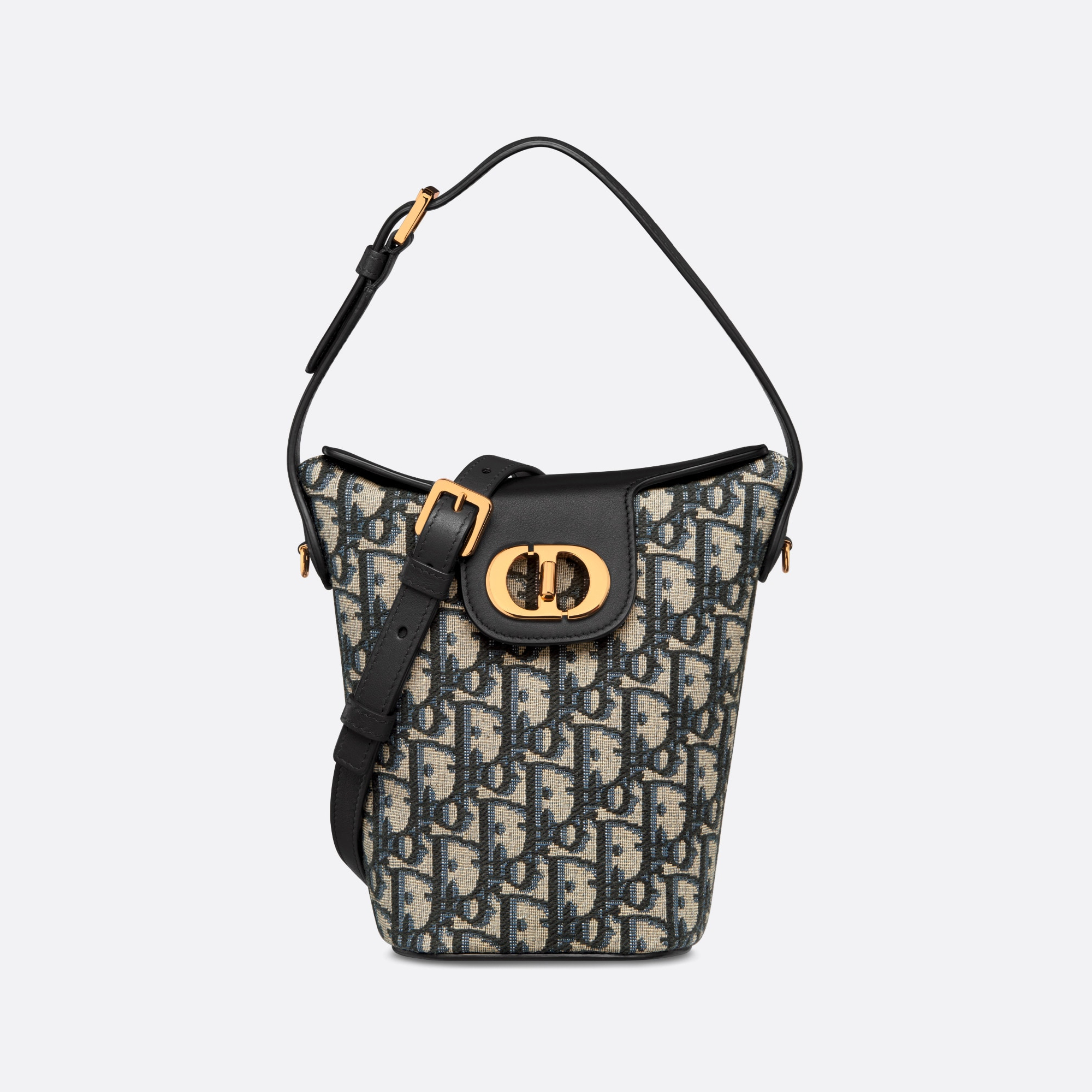 BAG（17 x 18 x 8 cm）