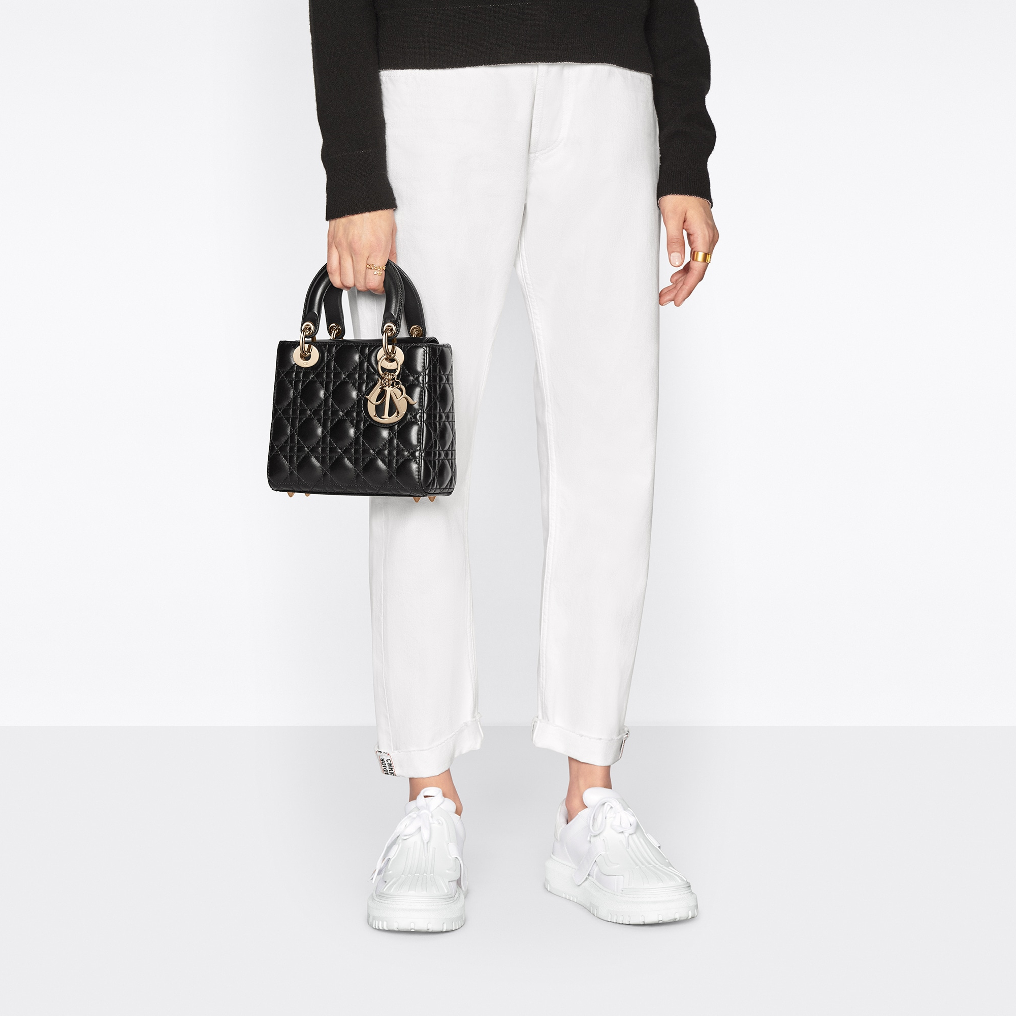 BAG（20 x 17 x 8 cm）