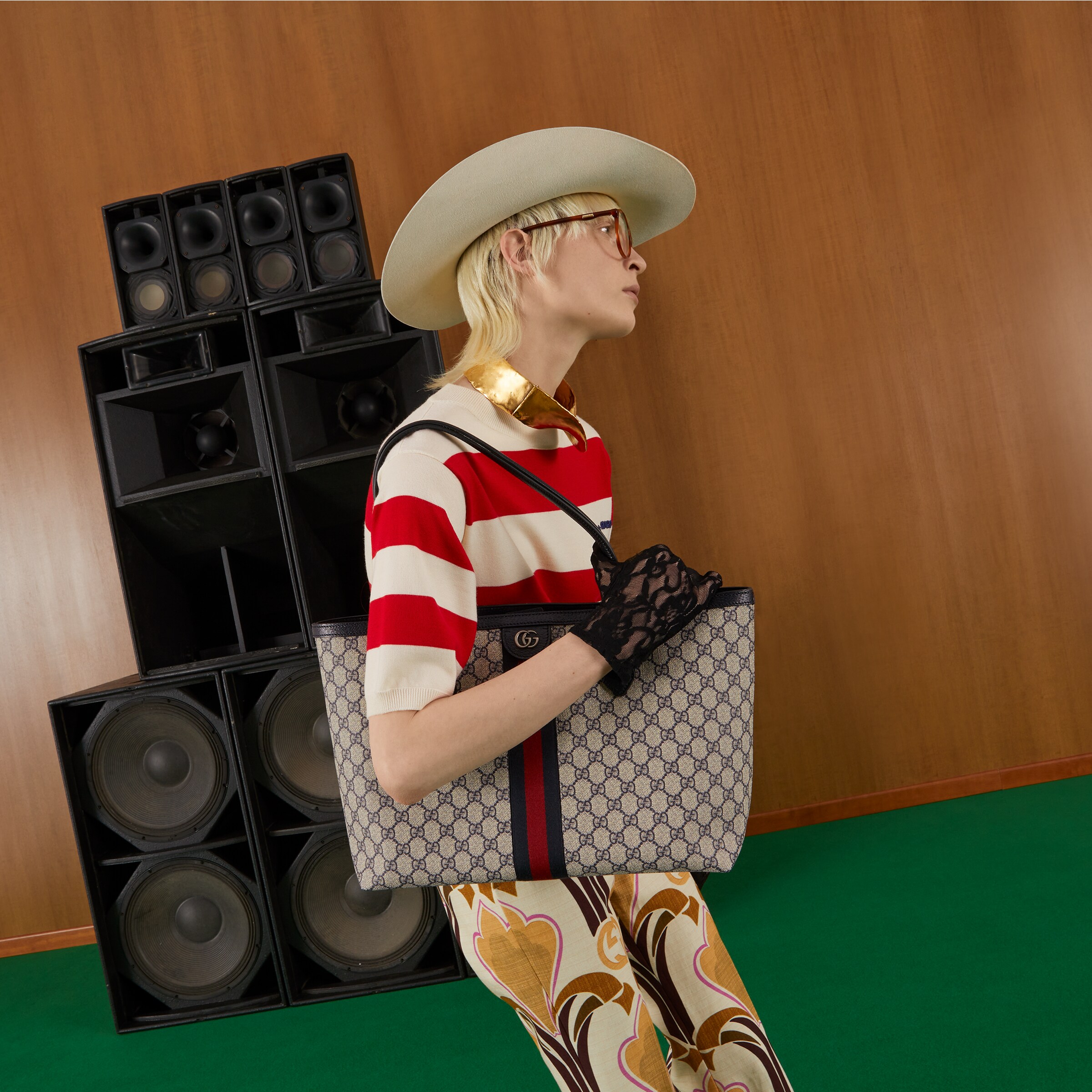 BAG（38  X 28 X 14 CM）