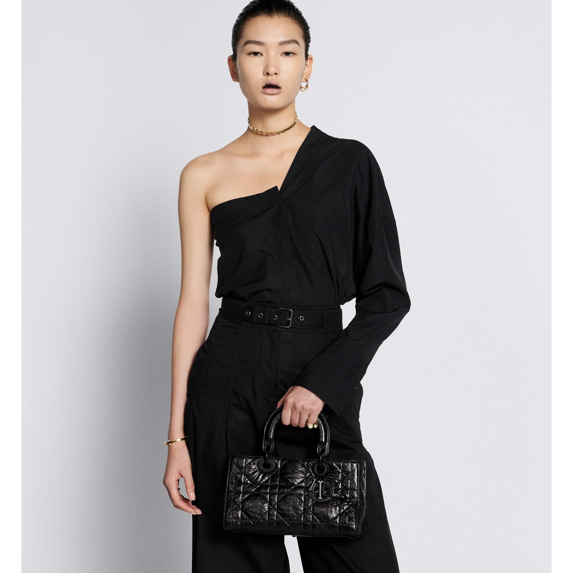 BAG（26 x 15 x 8 cm）