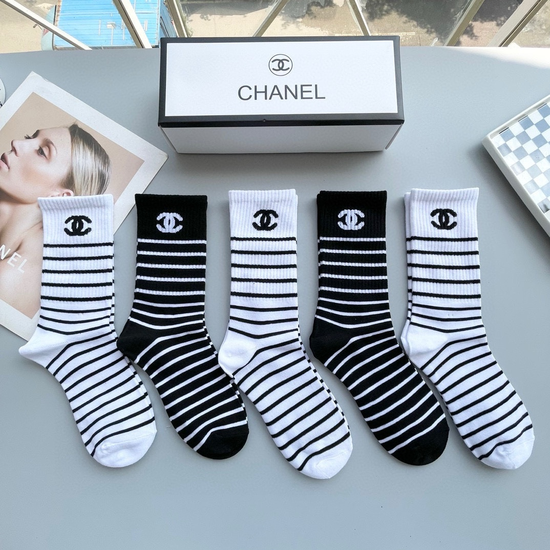 Socks (5 pairs)