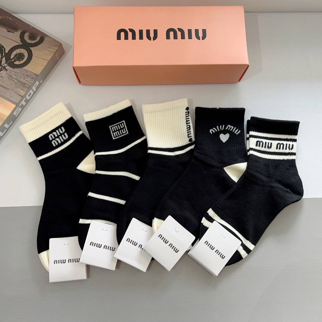 Socks (5 pairs)